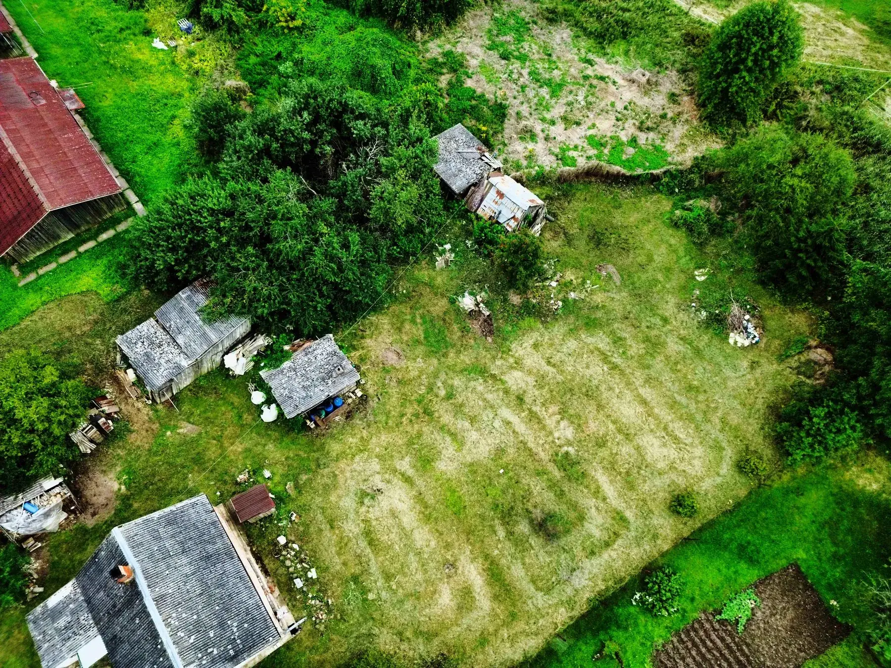Zemes gabals 2194 m² un ēku izvietojums Dzirnavu 10 no augšas